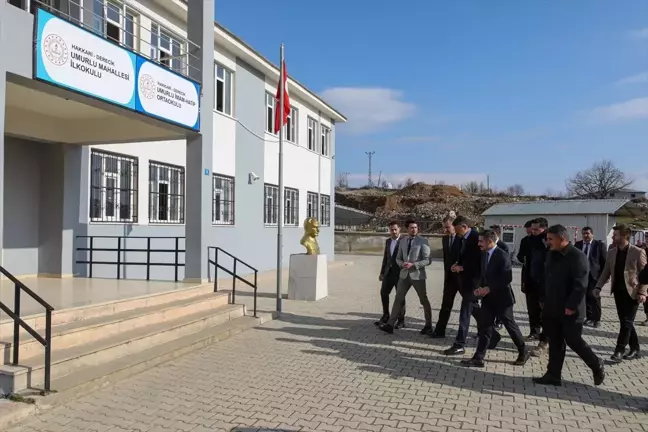 Vali ve Belediye Başkan Vekili Ali Çelik, Derecik'te ziyaretlerde bulundu