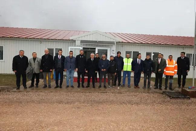 Sivas Valisi Yılmaz Şimşek, Kangal ilçesinde ziyaretlerde bulundu
