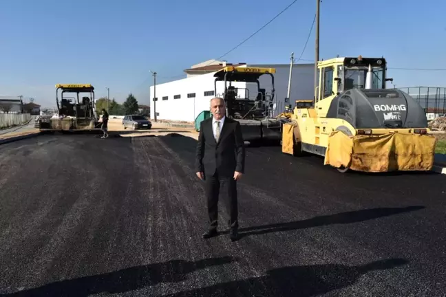 Yenişehir'de Okullar Bölgesinde Asfaltlama Çalışmaları Başladı