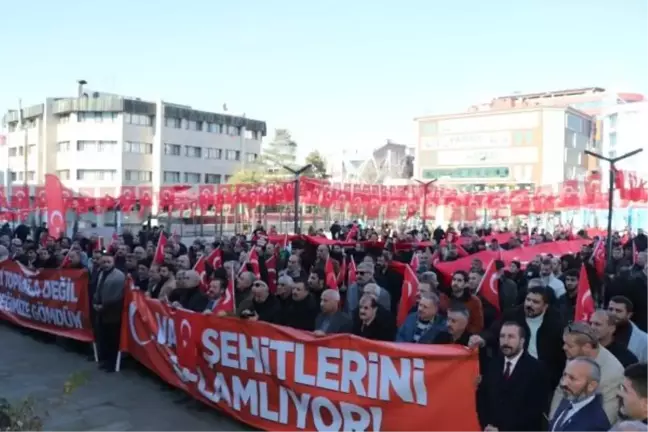 Van'da 'Teröre Lanet' yürüyüşü