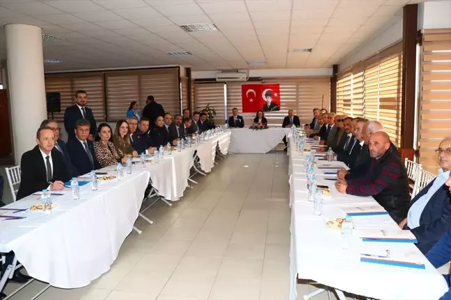 Yalova Valisi Hülya Kaya, Çiftlikköy ilçesinde ziyaretlerde bulundu