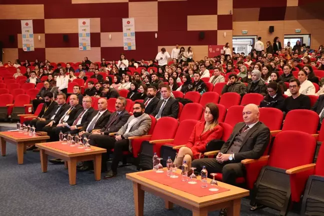 Trakya Kariyer Fuarı'nda İş İnsanları Öğrencilerle Buluştu