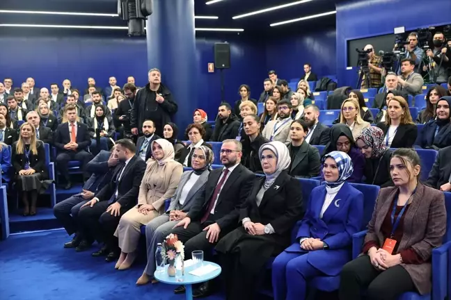 Emine Erdoğan: Siber güvenliğin 'süper kadınları' geleceğimizi şekillendiriyor