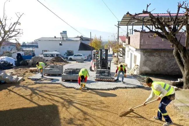Aydın Büyükşehir Belediyesi Buharkent'te Altyapı ve Üstyapı Çalışmalarını Sürdürüyor