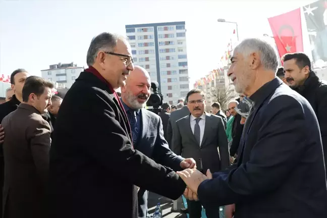 Özhaseki: Türkiye'de her an her yerde deprem olabilir