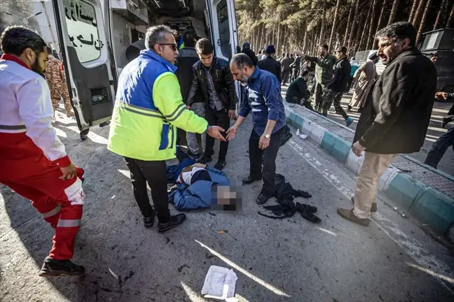 İran'da Süleymani'nin mezarı yakınlarında patlama: Ölü sayısı 73'e yükseldi