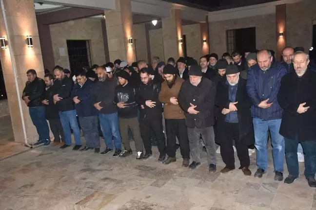 Malatya'da İsrail saldırılarında ölen Filistinliler için gıyabi cenaze namazı kılındı