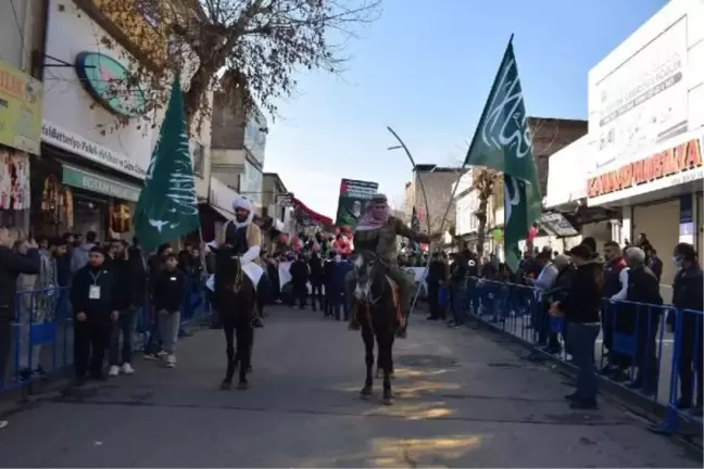 HÜDA PAR Gençlik Kolları Gazze için Yürüyüş Düzenledi