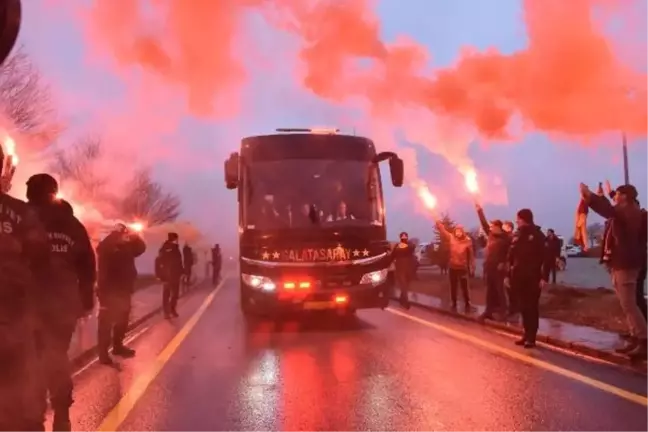 Galatasaray, Sivasspor maçı için Sivas'a geldi
