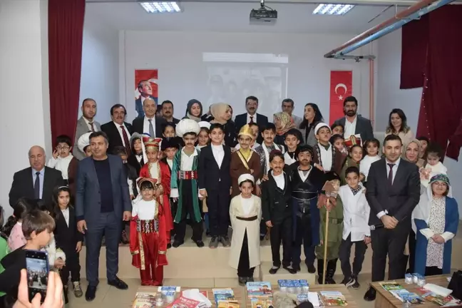 Batman'da Necat Nasıroğlu İlkokulu'nda Tarih Yazan Çocuklar Etkinliği