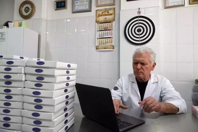 Edirne'deki Badem Ezmesi Üreticileri, Yılın Kareleri 2023 Oylamasına Katıldı