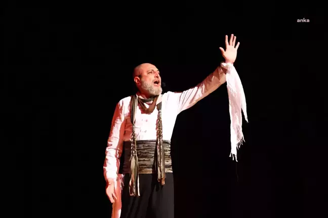Şeyh Bedreddin Destanı Çankaya'da Sahnelendi