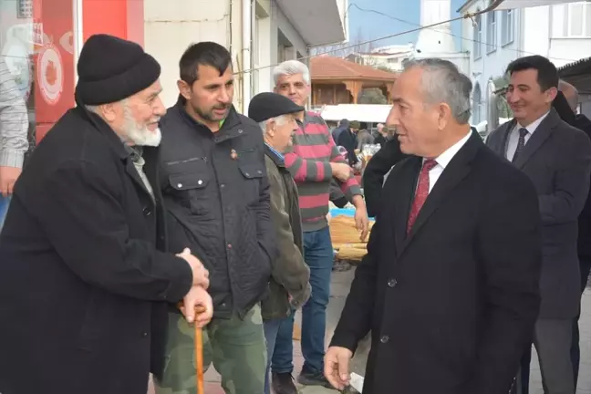 Gerze Belediye Başkanı Pazar Esnafını Ziyaret Etti