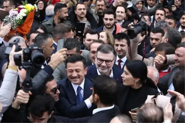 AK Parti'nin İzmir Büyükşehir Belediye Başkan Adayı Dağ: İzmir benim kıymetlimdir