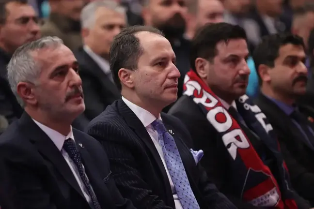 Yeniden Refah Partisi Genel Başkanı Fatih Erbakan: İnşallah daha da büyük zaferlere ve başarılara hep birlikte yürüyeceğiz