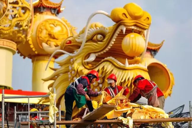 30. Uluslararası Dinozor Fener Gösterisi Zigong'da Başlıyor