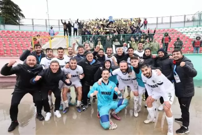 Menemen Futbol Kulübü, Isparta 32 Spor'u deplasmanda yenerek Play-Off hedefini sürdürdü