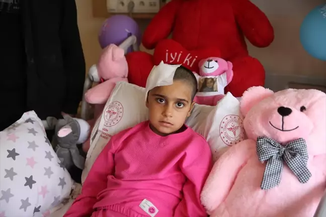Epilepsi Hastası Çocuk, Beyin Tümöründen Kurtuldu