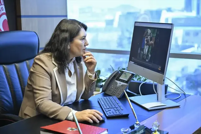 TBMM Dilekçe Komisyonu Başkanı Sunay Karamık, Anadolu Ajansının 'Yılın Kareleri' oylamasına katıldı