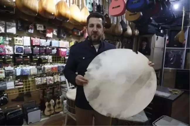Dolandırıcılar Eskimiş Davul Derilerini Kullanarak Dolandırıyor