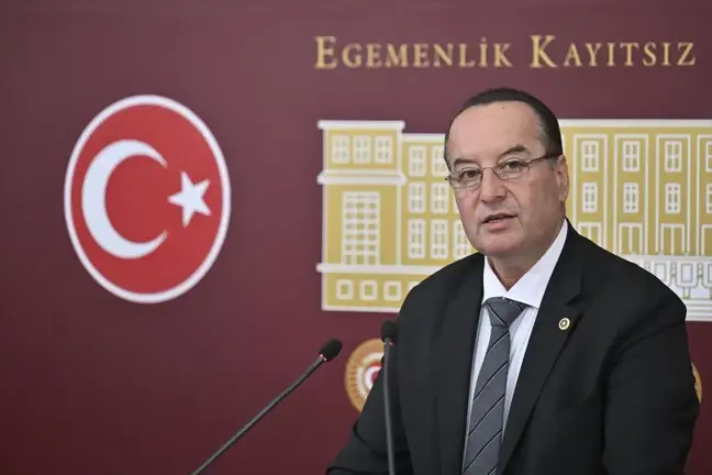 CHP Milletvekili Cevdet Akay, gayrimenkul değerleme şirketlerindeki usulsüzlükleri araştırılmasını istedi