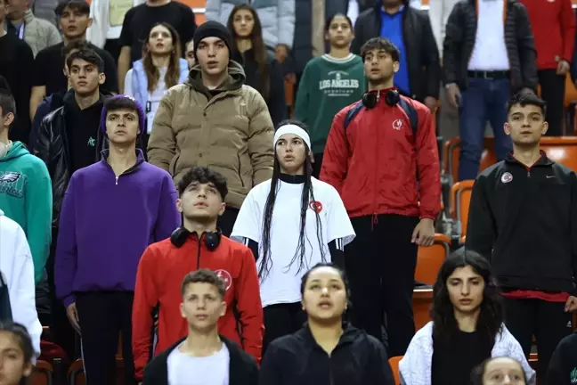 Gençler Türkiye Ferdi Boks Şampiyonası Mersin'de Başladı