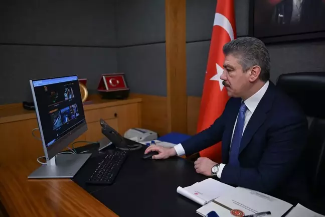 TBMM Adalet Komisyonu Başkanı Cüneyt Yüksel, 2023'e damga vuran fotoğraflara oy verdi
