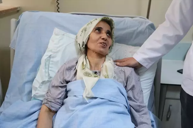 Hakkari'de Kolonoskopi ile Sağlığına Kavuşan Kadın
