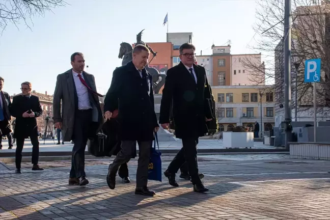 AB Temsilcisi Lajcak: Kosova ile Sırbistan arasında çok az ilerleme kaydedildi