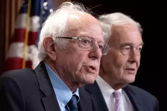 Bernie Sanders, Biden'a Filistinli Mültecilere Yardım Çağrısı Yaptı