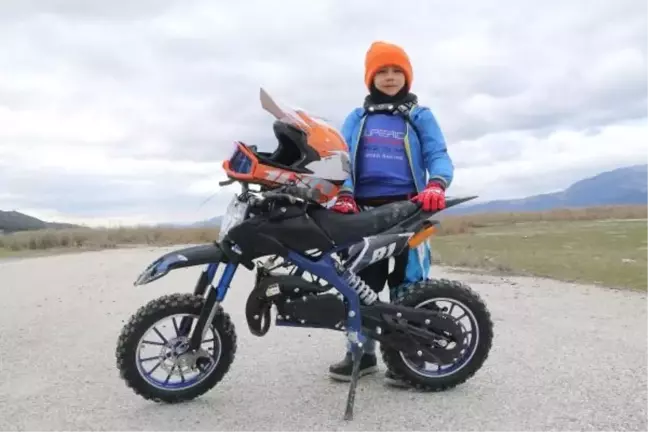 6 Yaşındaki Şefik Uras Tırpan, Türkiye Motosiklet Şampiyonasına Katılmak İstiyor