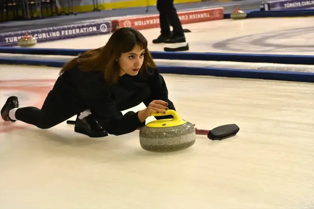 İşitme Engelliler Curling Milli Takımı, 20. İşitme Engelliler Kış Olimpiyatları'nda derece elde etmek için çalışıyor