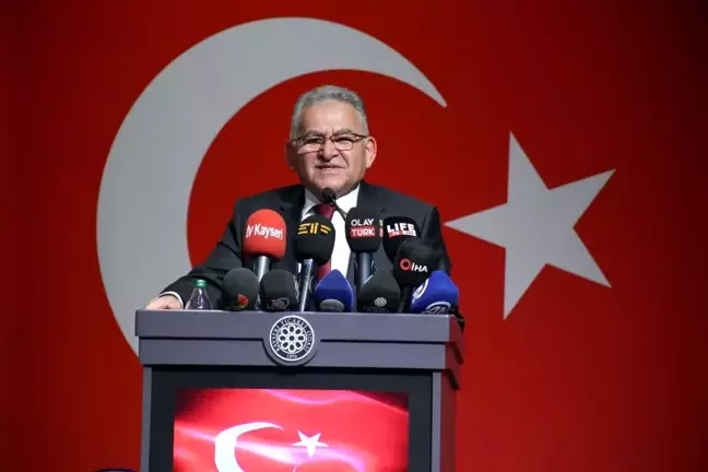 Kayseri Büyükşehir Belediye Başkanı Memduh Büyükkılıç, yeni dönemde hayata geçirecekleri 14 projeyi açıkladı