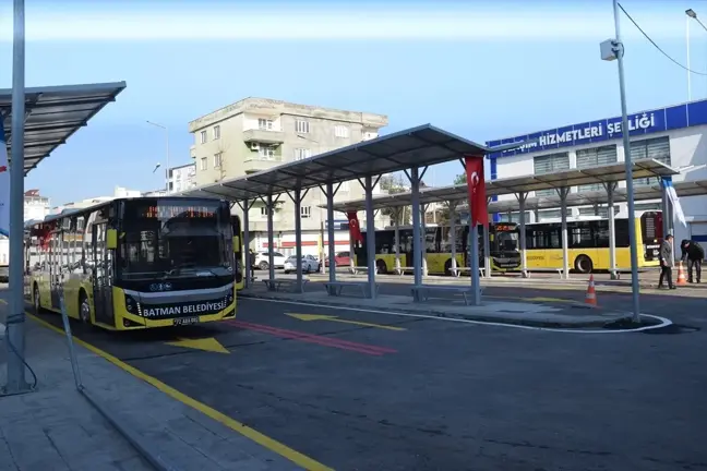 Batman Belediyesi Yeni Otobüs Aktarma İstasyonunu Hizmete Açtı