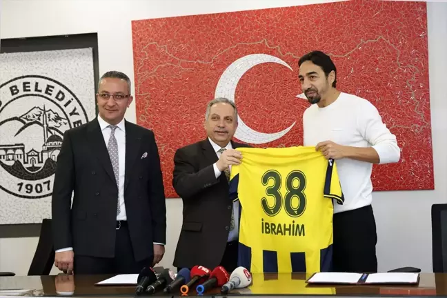 Talasgücü Belediyespor, İbrahim Öztürk'ü transfer etti