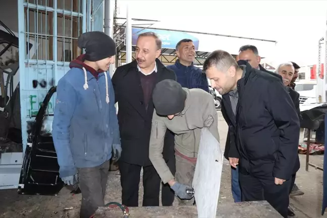 AK Parti Mardin Büyükşehir Belediye Başkan Adayı Abdullah Erin Esnafa Ziyarette Bulundu