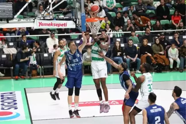 Bursaspor İnfo Yatırım, Onvo Büyükçekmece Basketbol'u mağlup etti