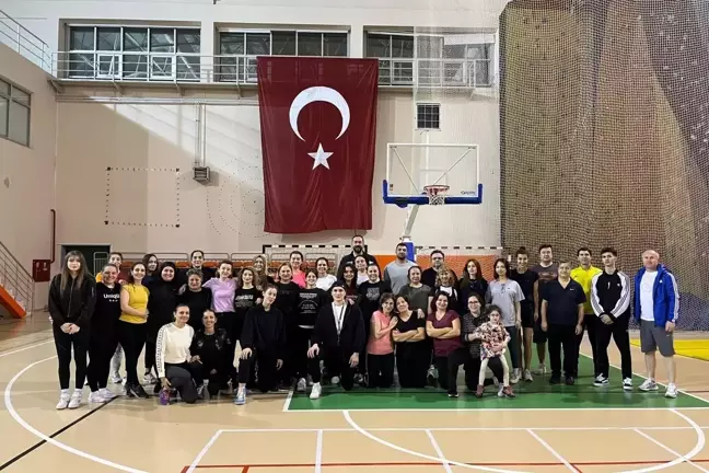 NKÜ Spor Bilimleri Uygulama ve Araştırma Merkezi'nden Egzersiz Projesi
