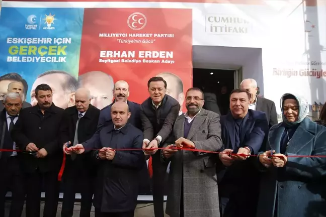 Nebi Hatipoğlu Seyitgazi'de seçim irtibat bürosu açılışına katıldı