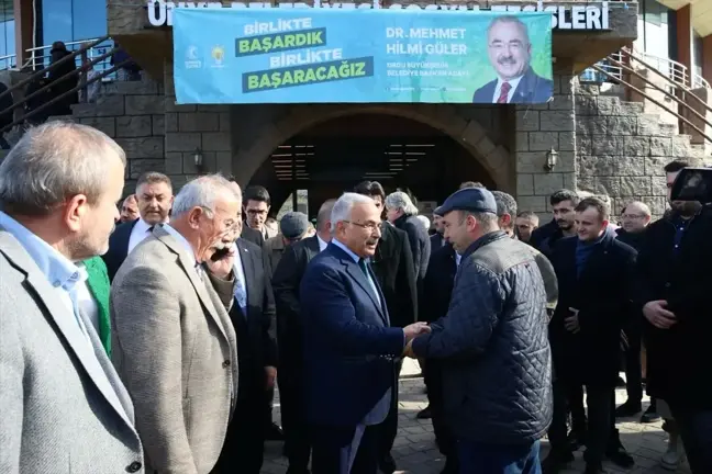 Ordu Büyükşehir Belediye Başkanı Mehmet Hilmi Güler, Ünye'de İstişare Toplantısı Yaptı