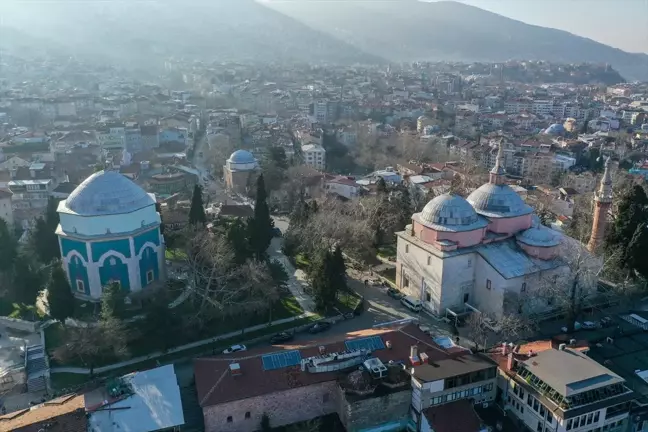 Bursa'daki Osmanlı türbeleri ve müzeleri 2,5 milyon turist tarafından ziyaret edildi