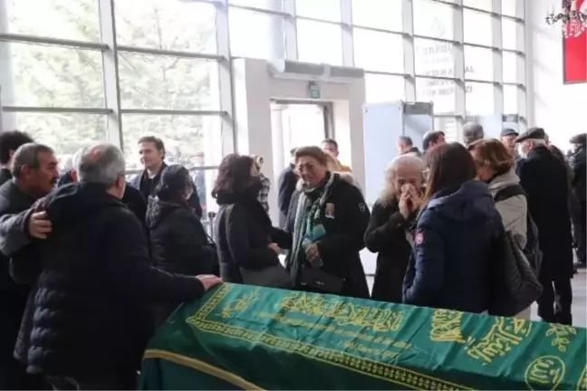 CHP Genel Başkanı Özgür Özel, Celal Dinçer'in kayınpederinin cenazesine katıldı