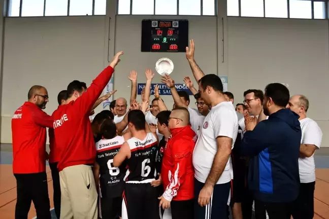 ÇOMÜ ve Dawn Sendromlu Basketbol Milli Takımı Arasında Farkındalık Maçı Düzenlendi