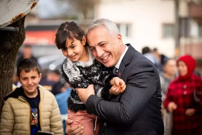 Hendek Belediye Başkanı Turgut Babaoğlu, Akova Mahallesi'nde Kadınlarla Buluştu