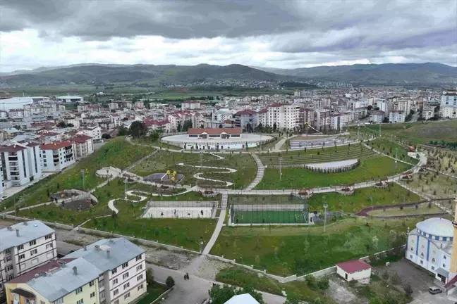 Sivas'ta Yumurtatepe Bölge Parkı Hizmete Açıldı
