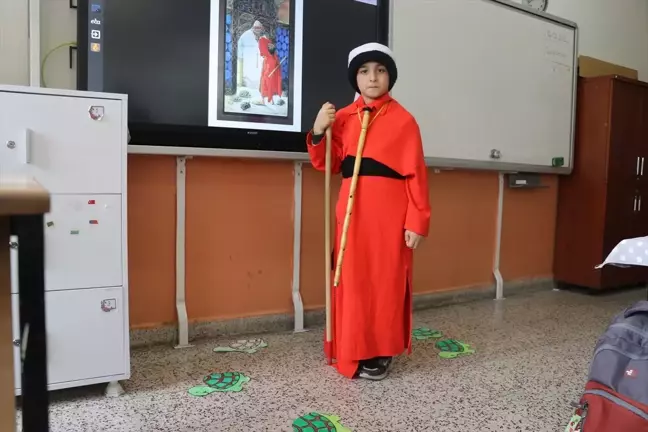 Amasya'da ilkokulda canlandırma ile görsel sanatlar dersi