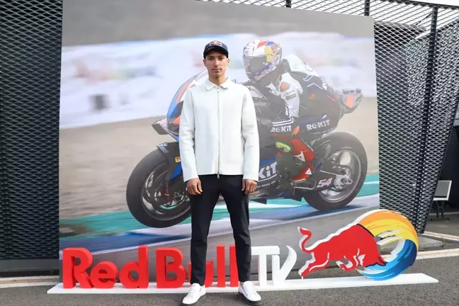 Toprak Razgatlıoğlu, Rokit BMW ile çıkacağı ilk yarışta podyumda yer almayı hedefliyor