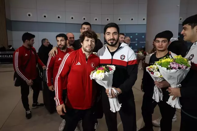 Grekoromen Güreş Milli Takımı Avrupa Şampiyonası'ndan Altın Madalyayla Döndü