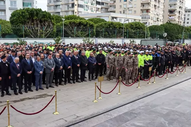 Adana'da Kalp Krizi Geçiren İl Emniyet Müdür Yardımcısı Hakan Aksoy'un Cenazesi Mersin'e Uğurlandı