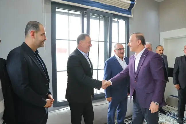 AK Parti Mardin Büyükşehir Belediye Başkan adayı Abdullah Erin, kanaat önderleriyle buluştu